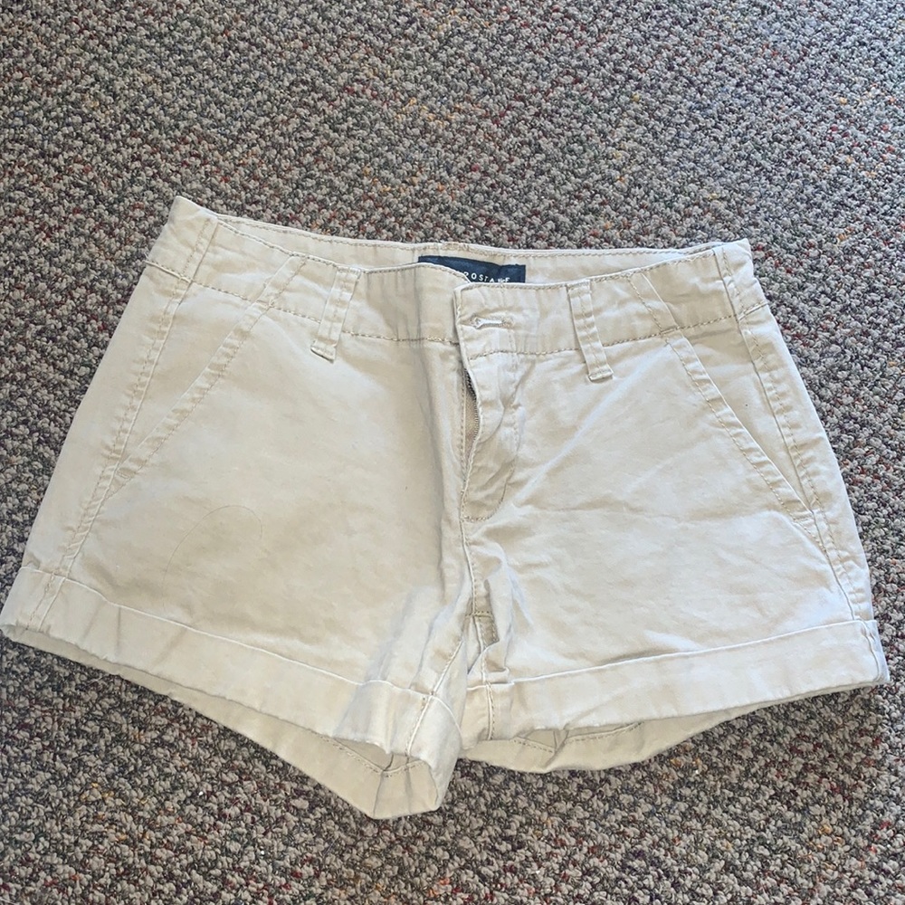 khaki shorts